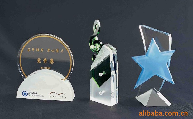 水晶奖牌定制：如何打造专属荣耀